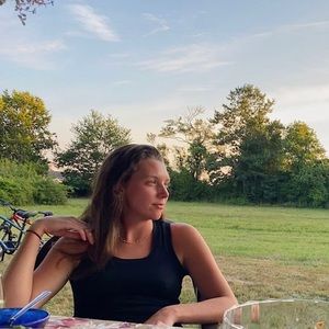 Meet your Posher, Nora